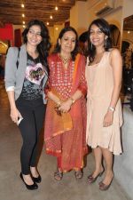 Tanisha Mukherjee at Sajana store launch in Colaba, Mumbai on 15th Dec 2012 (20).JPG